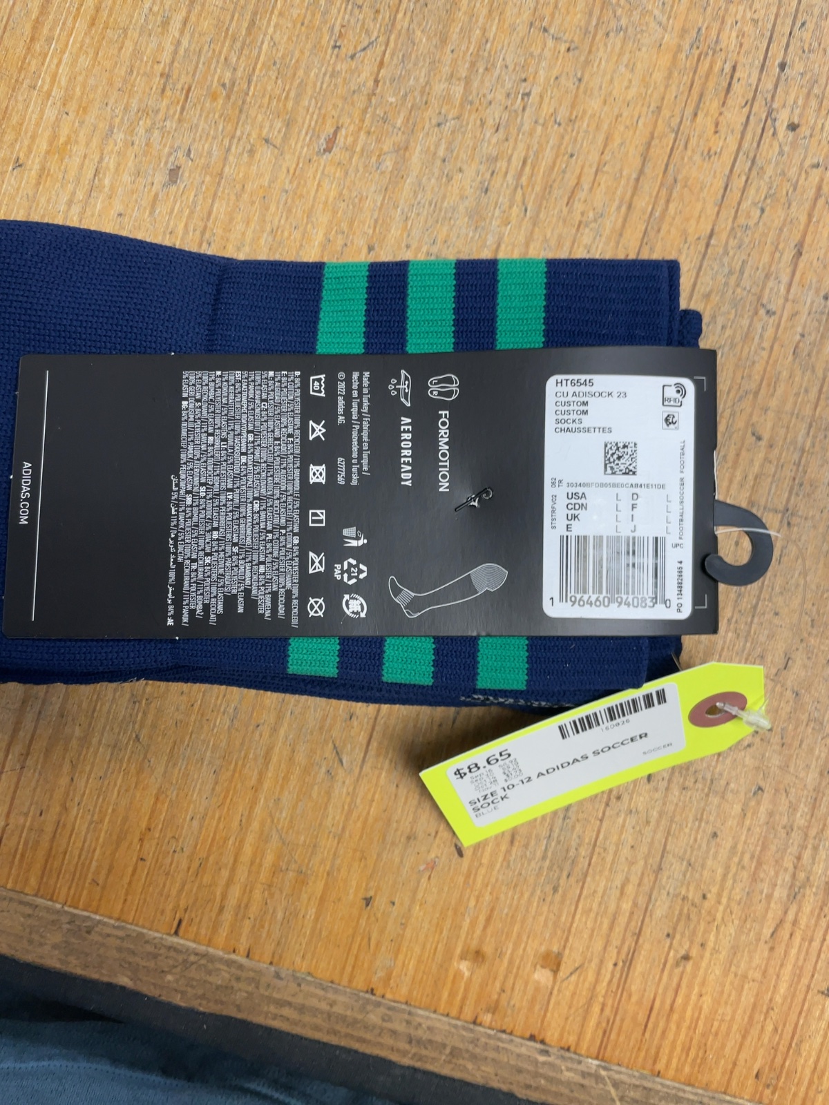 Adidas CU ADISOCK 23 Size 10-12 Soccer Socks