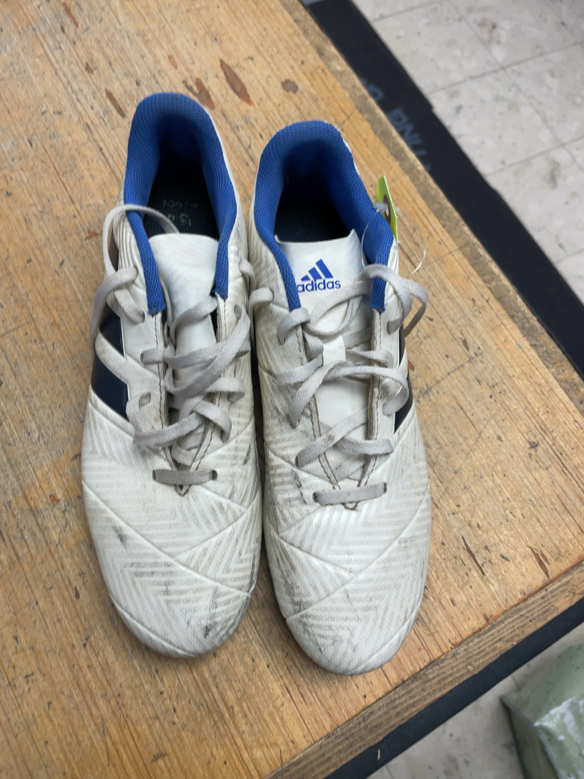 Adidas Nemeziz Size 9 Ladies Soccer Cleats