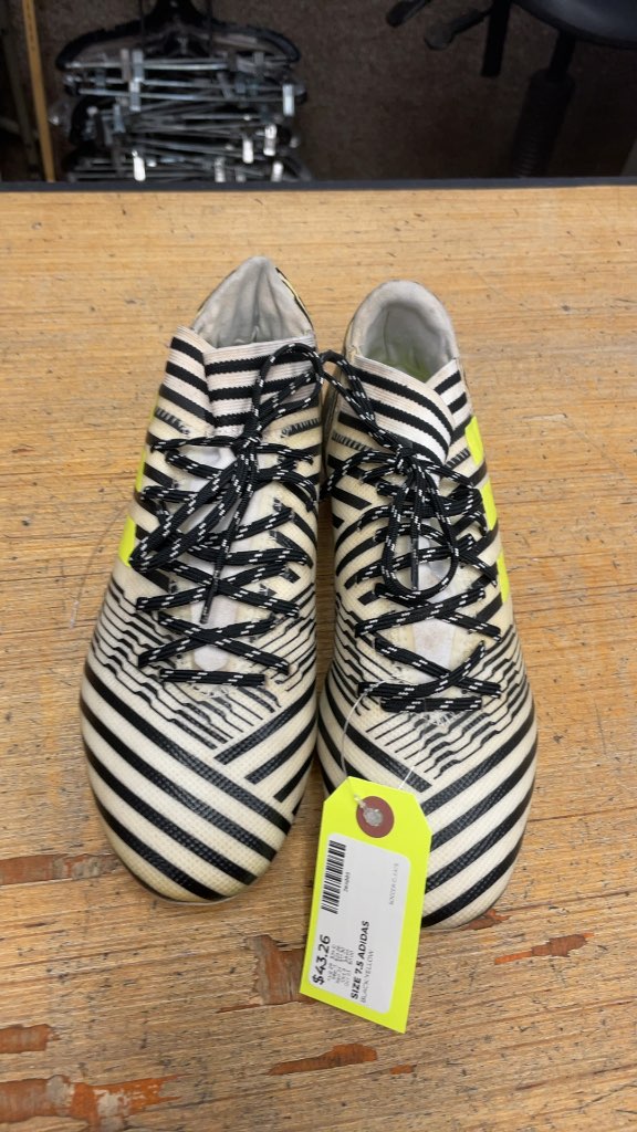 Adidas Nemeziz Soccer Cleats Size 7.5