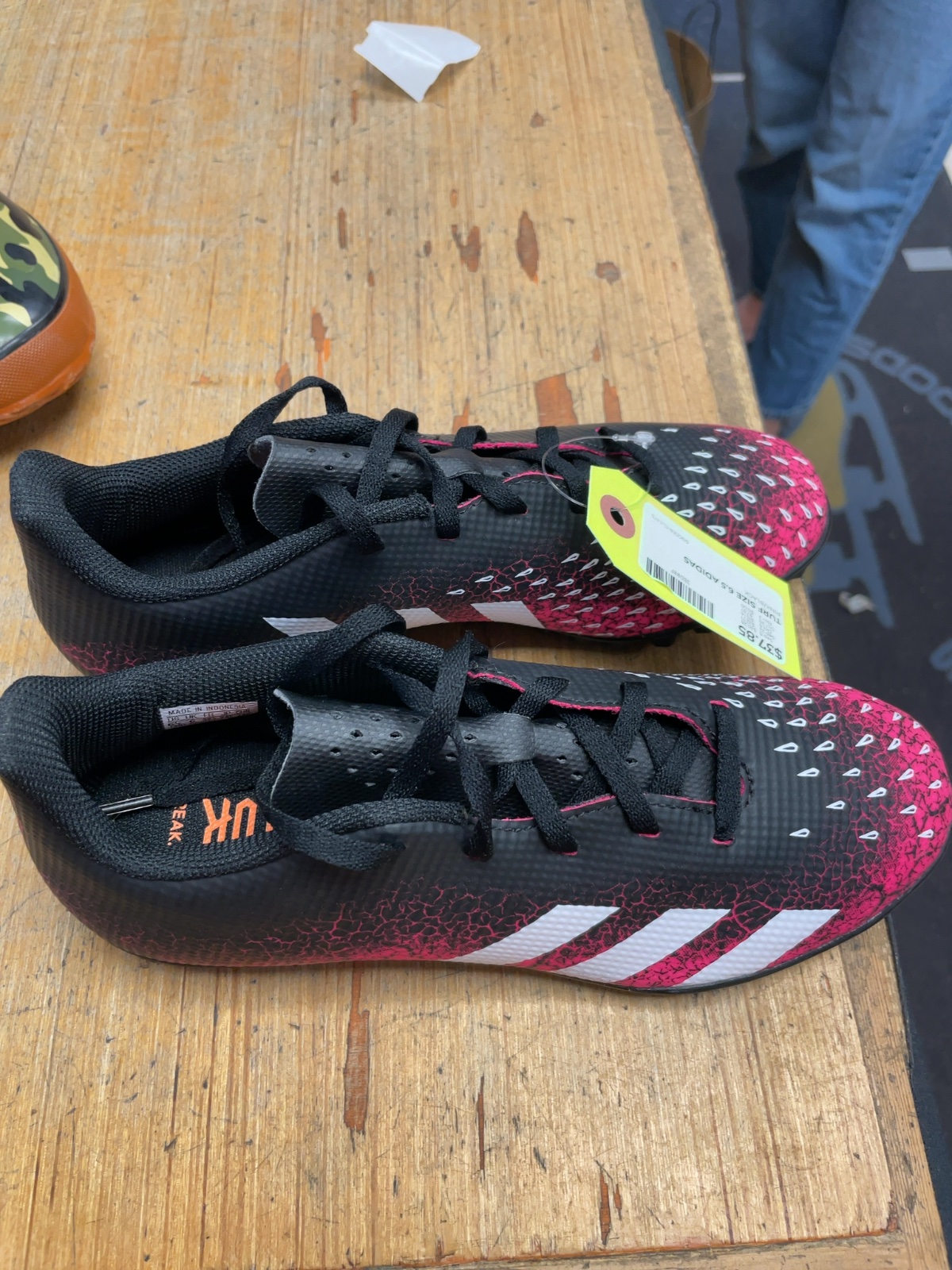 Adidas Predator Freak .4 Turf Soccer Cleats