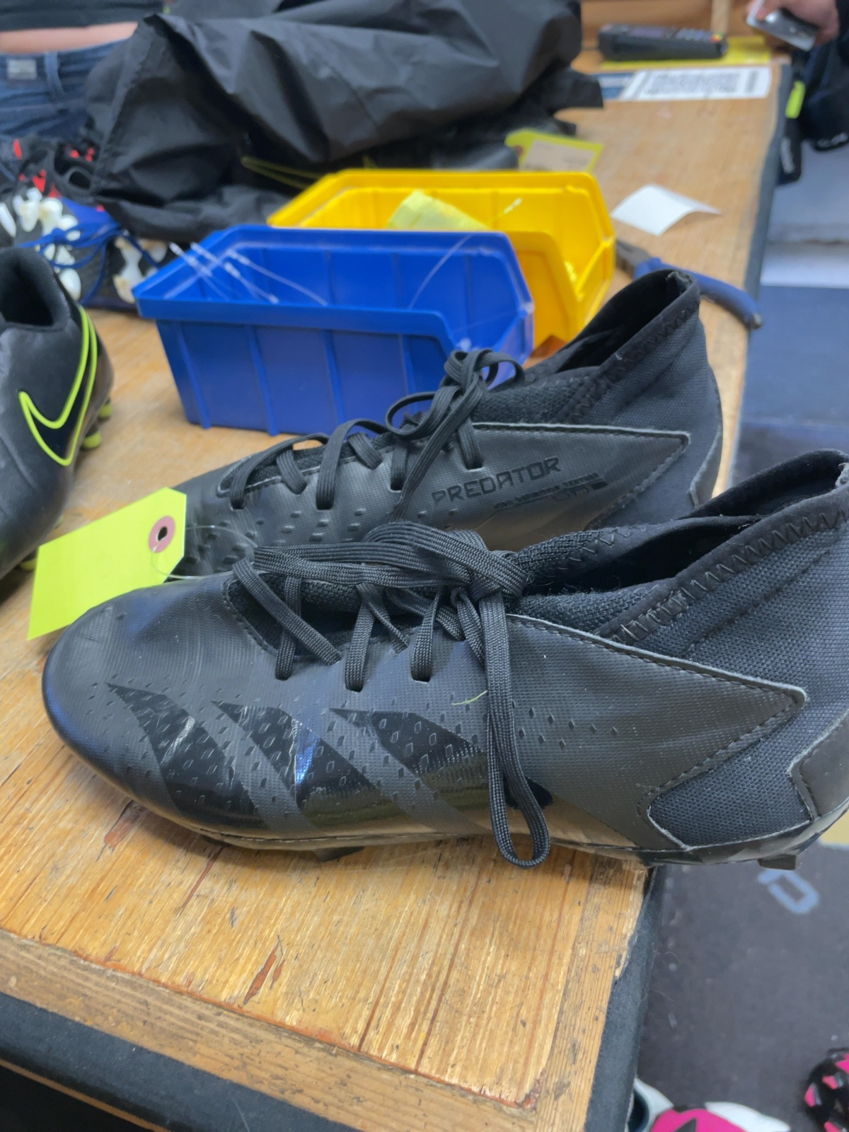 Adidas Predator Size 5.5 Black Soccer Cleats
