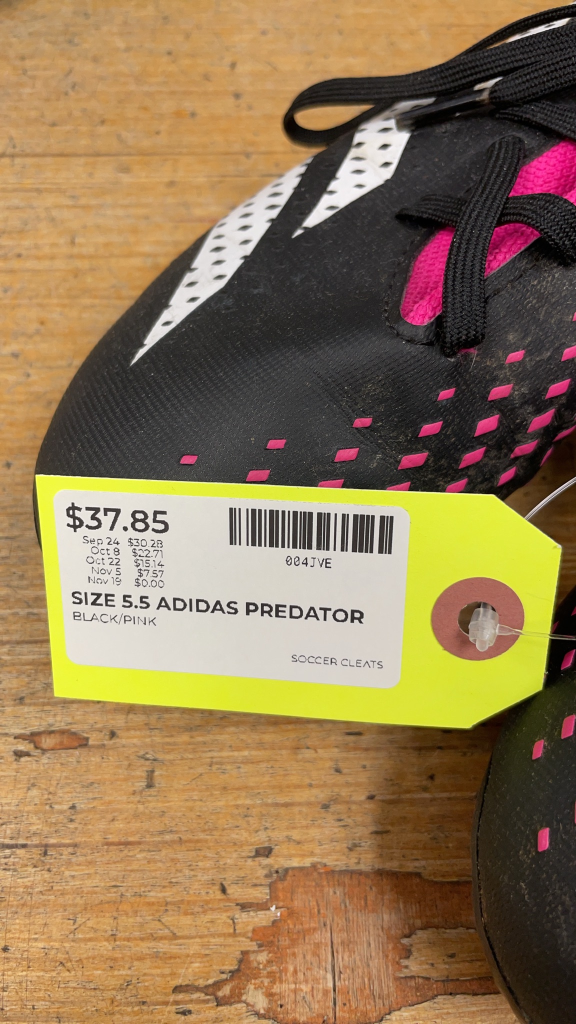 Adidas Predator Size 5.5 Soccer Cleats