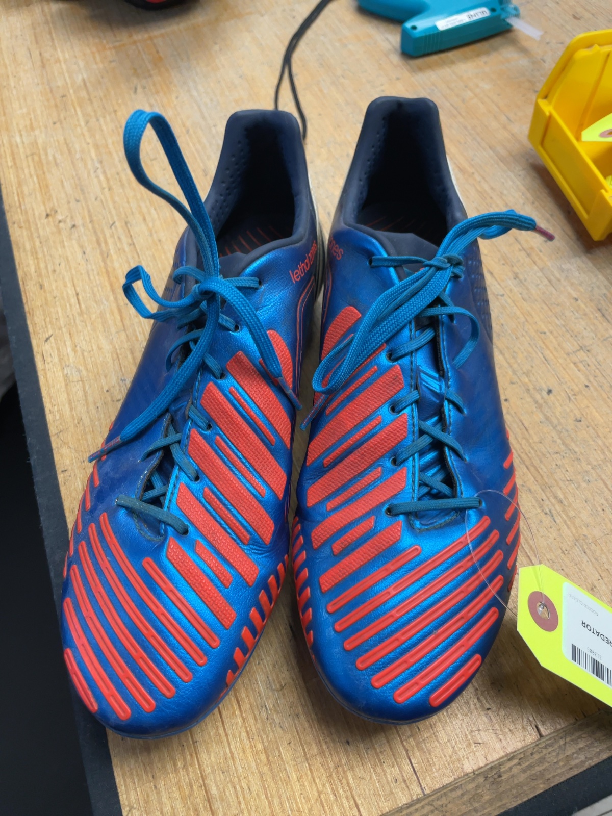 Adidas Predator Soccer Cleats - Size 8