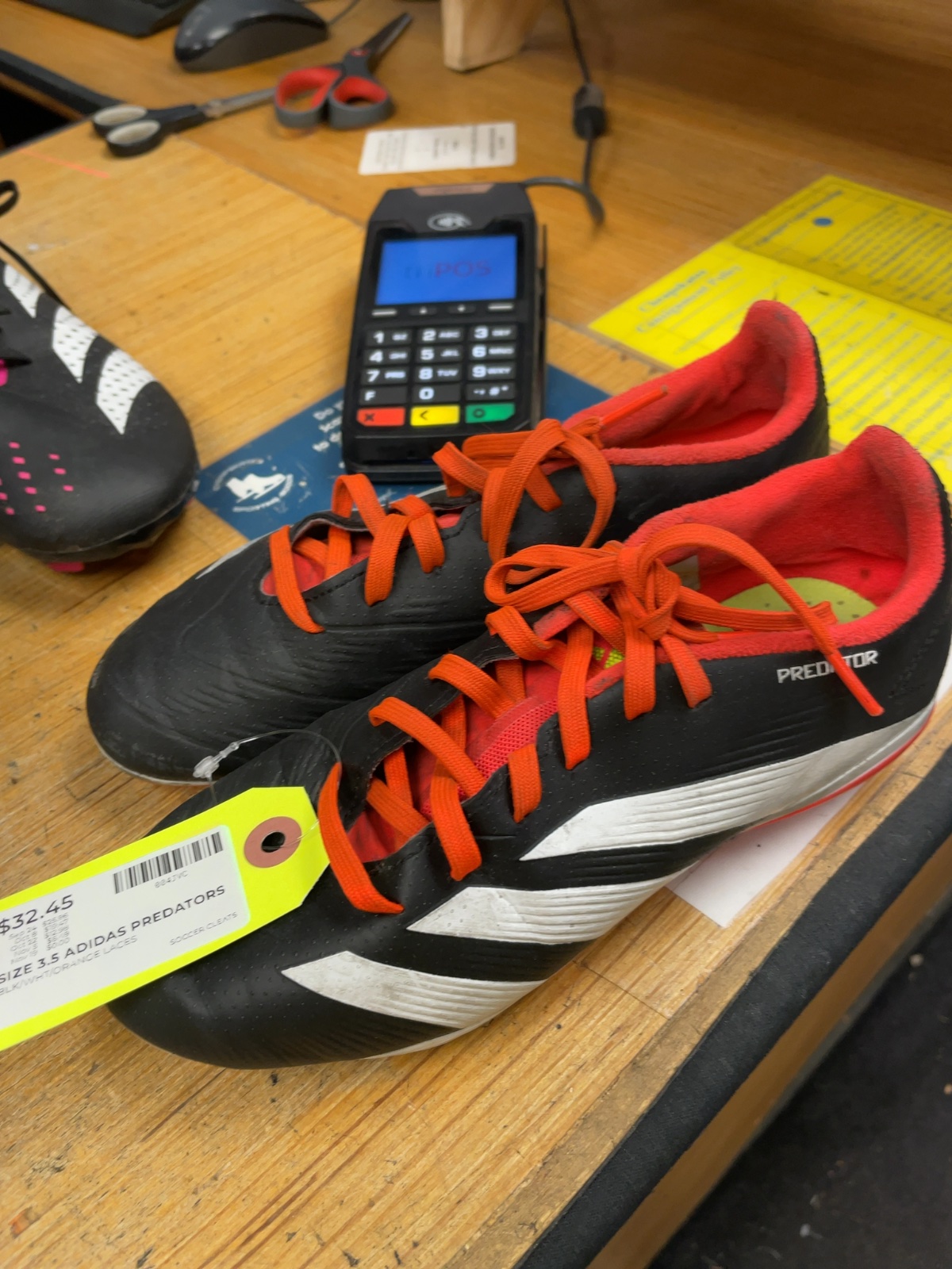 Adidas Predators Size 3.5 Soccer Cleats
