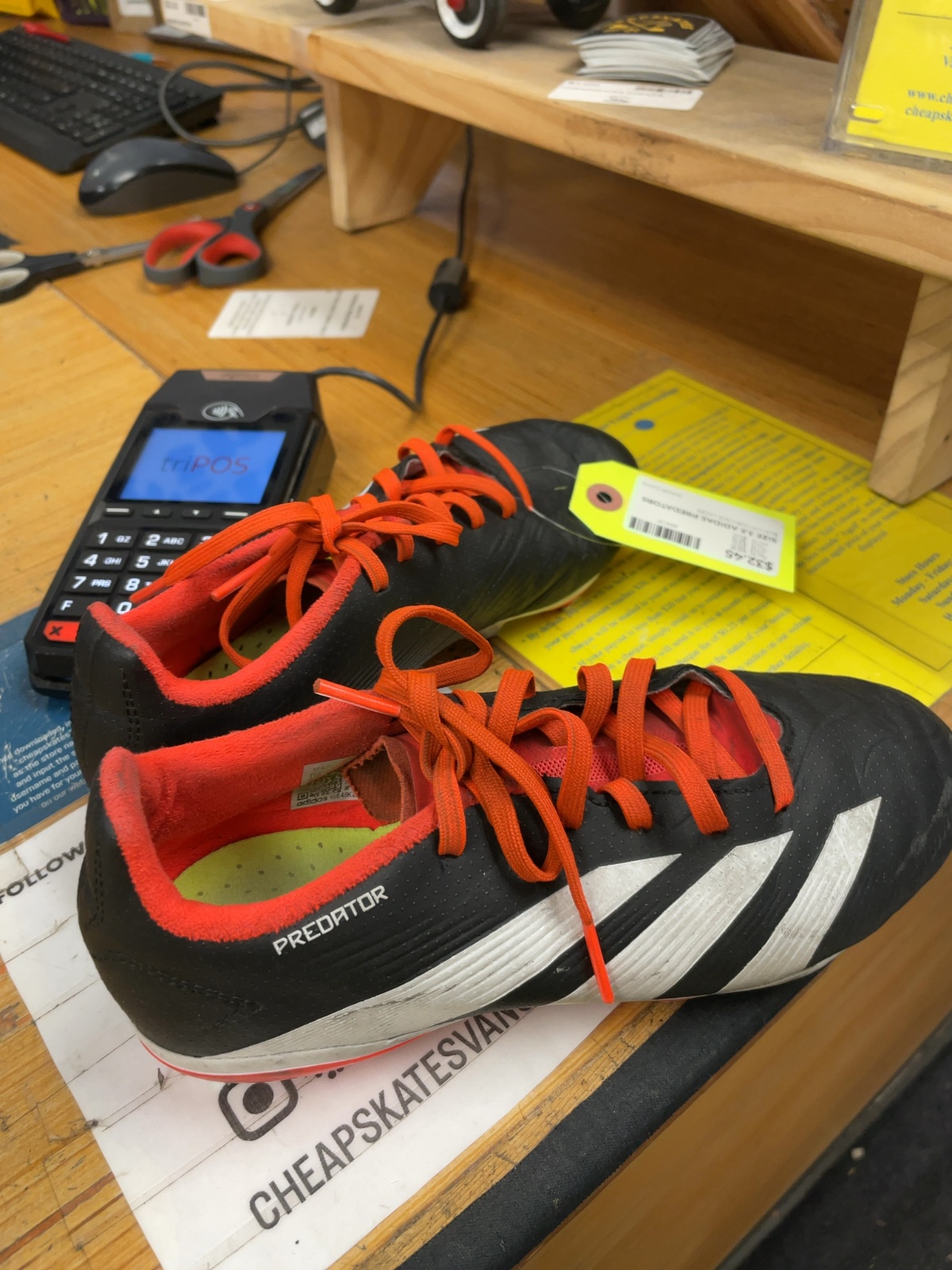Adidas Predators Size 3.5 Soccer Cleats
