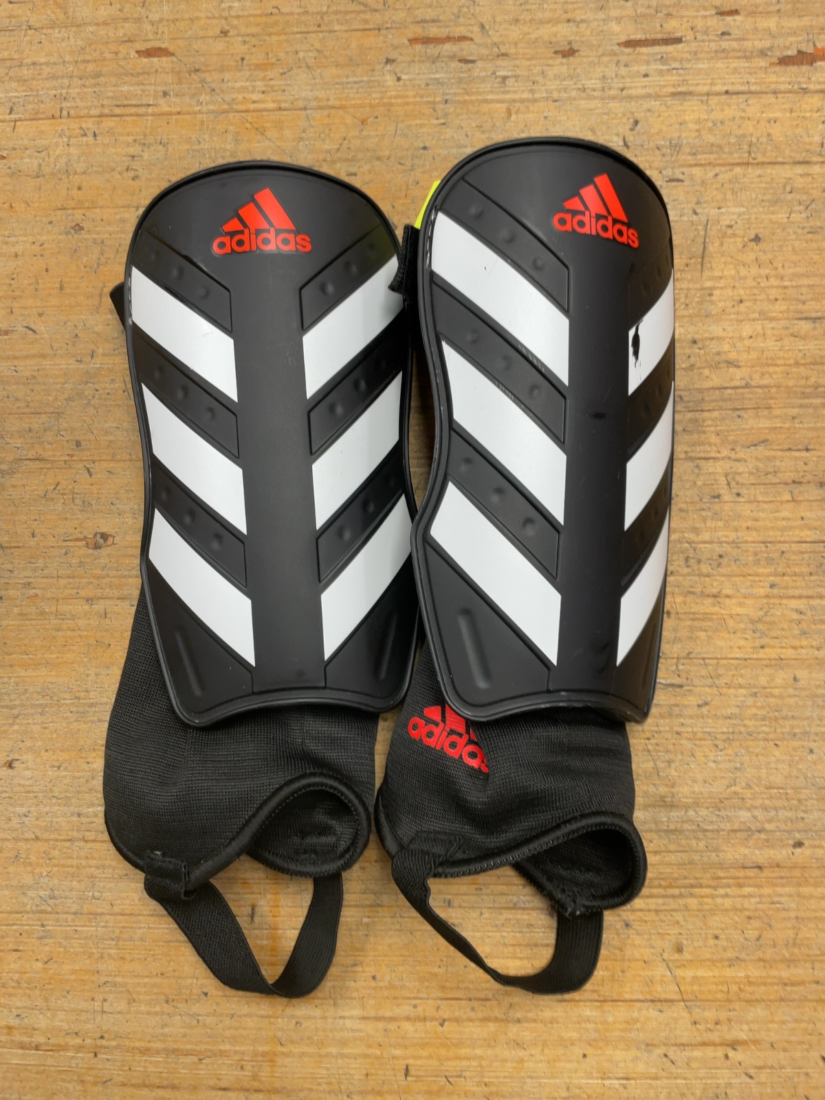 Adidas Soccer Shin Pads Size XL Black/White/Orange