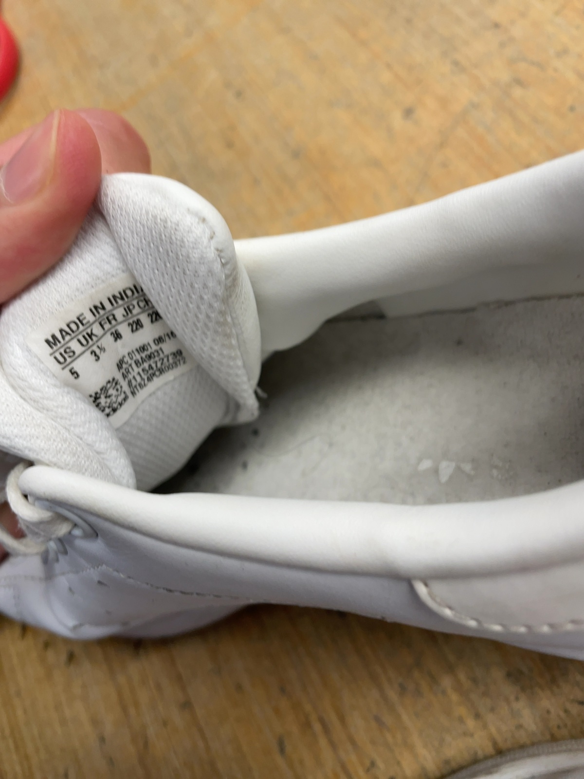 Adidas Stan Smith Size 5 US White Sneakers