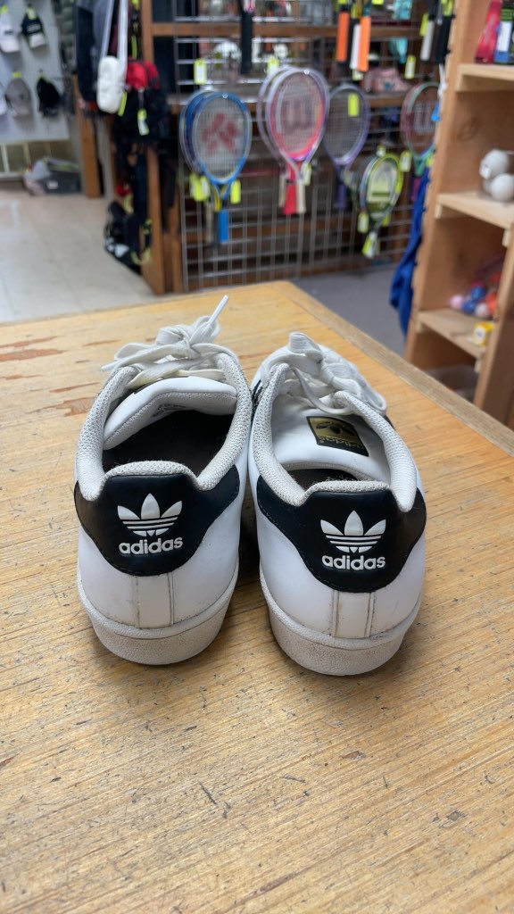 Adidas Superstar Sneakers Size 7.5