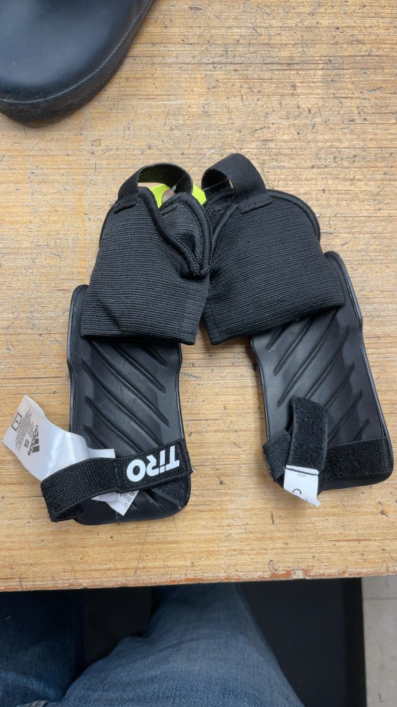 Adidas Tiro Junior Soccer Shin Pads - Size S