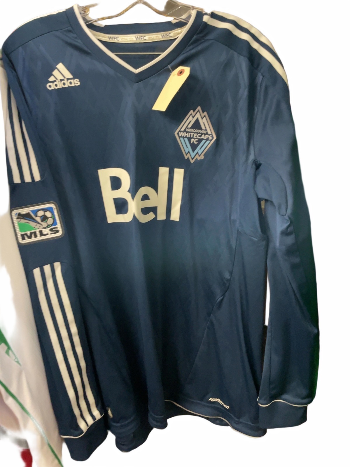 Adidas Vancouver Whitecaps FC Mattocks #22 XL Long Sleeve Jersey