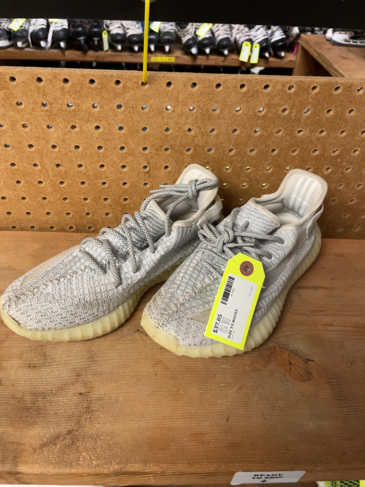Adidas Yeezy Boost 350 V2 Size 7.5 White Sneakers