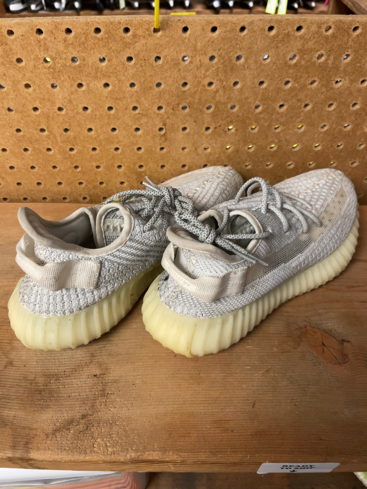 Adidas Yeezy Boost 350 V2 Size 7.5 White Sneakers