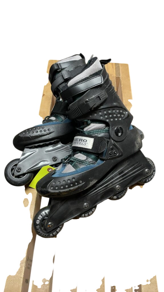 Aero Wheels Inline Skates - Size 8 - image 1