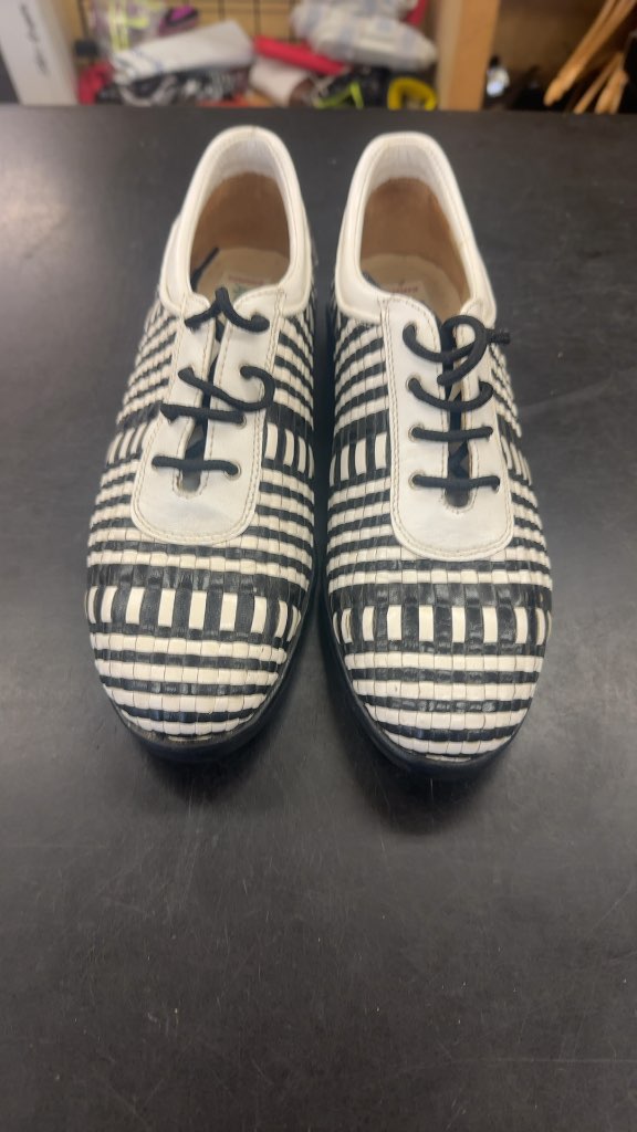 Aerogreen Golf Shoes Sommer Black and White Woven Leather Size 7.5