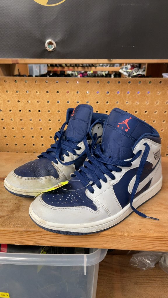 Air Jordan 1 Mid Basketball Shoes - Blue/Grey - Size 8.5
