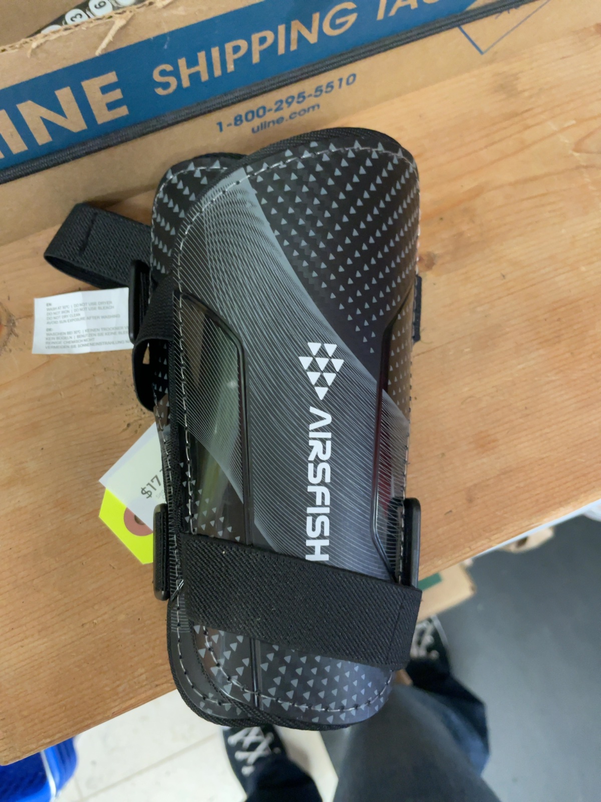 Airfish Soccer Shin Pads Size Small Grey/Black