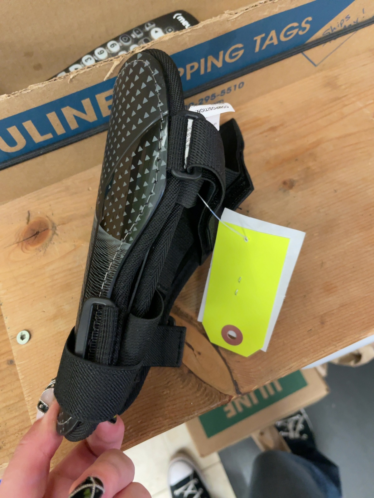 Airfish Soccer Shin Pads Size Small Grey/Black