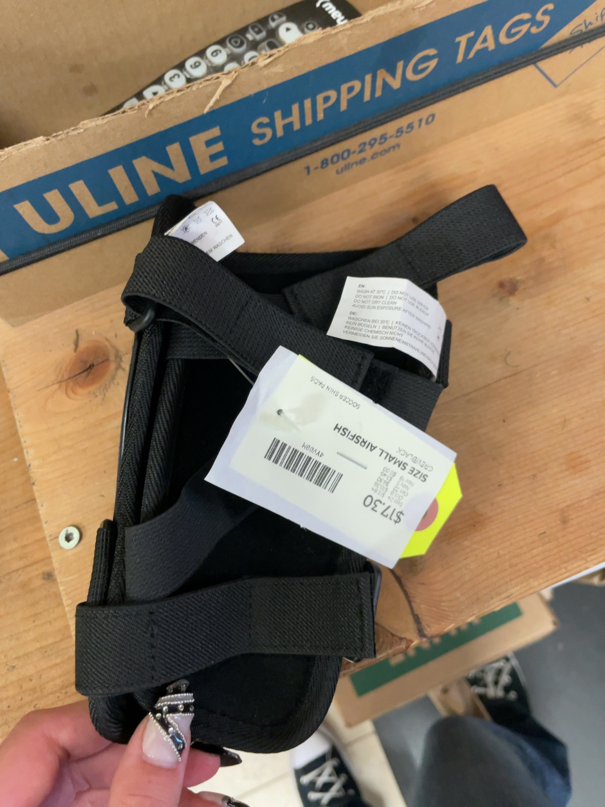 Airfish Soccer Shin Pads Size Small Grey/Black