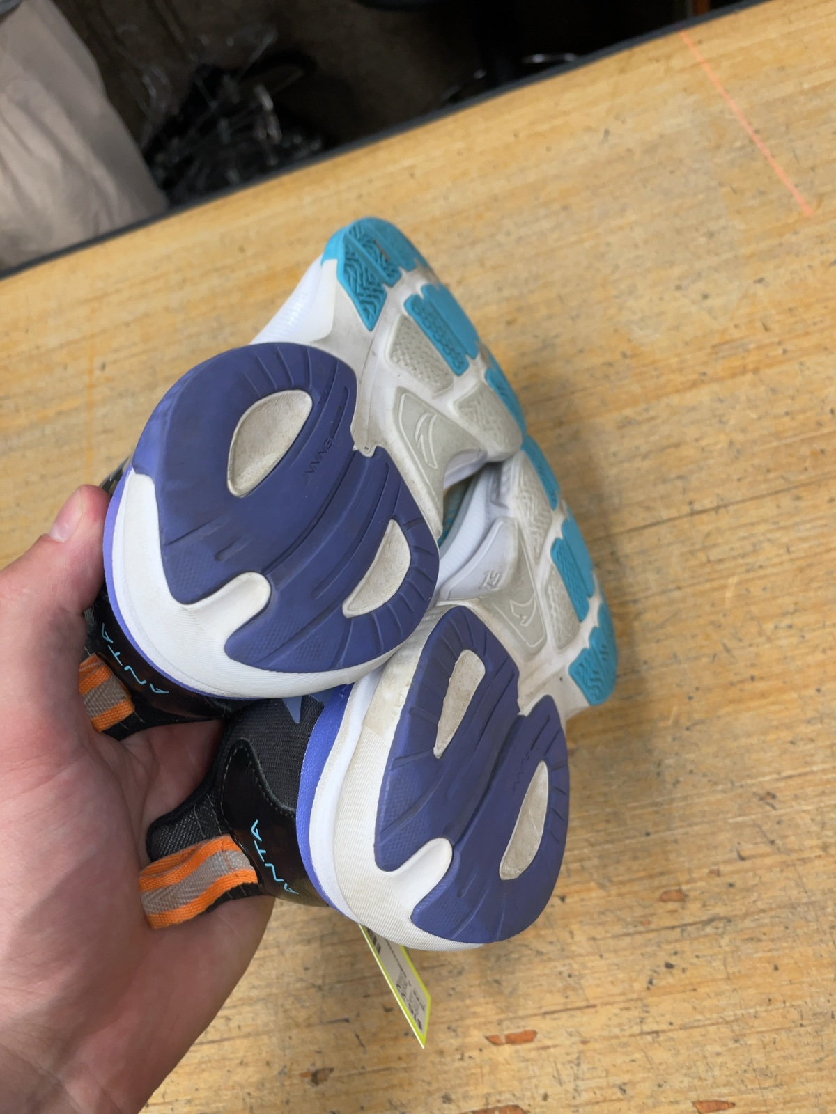 Anta Habu Dial Running Shoes Size 4 Multi-color