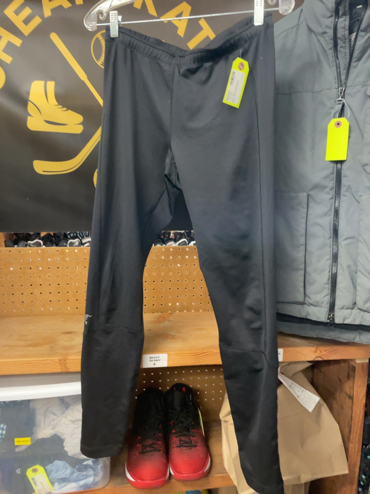 Arc'teryx Athletic Pants Size Large Black