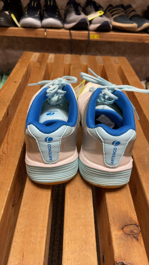 Artengo Size 7 Court Shoes - Blue/White