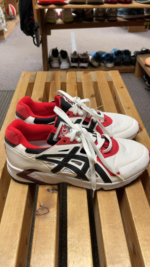 Asics Gel Running Shoes Size 9 White/Red
