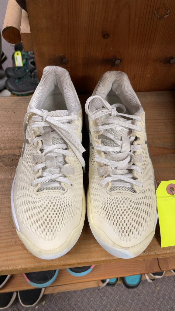 ASICS White Court Shoes Size 6.5