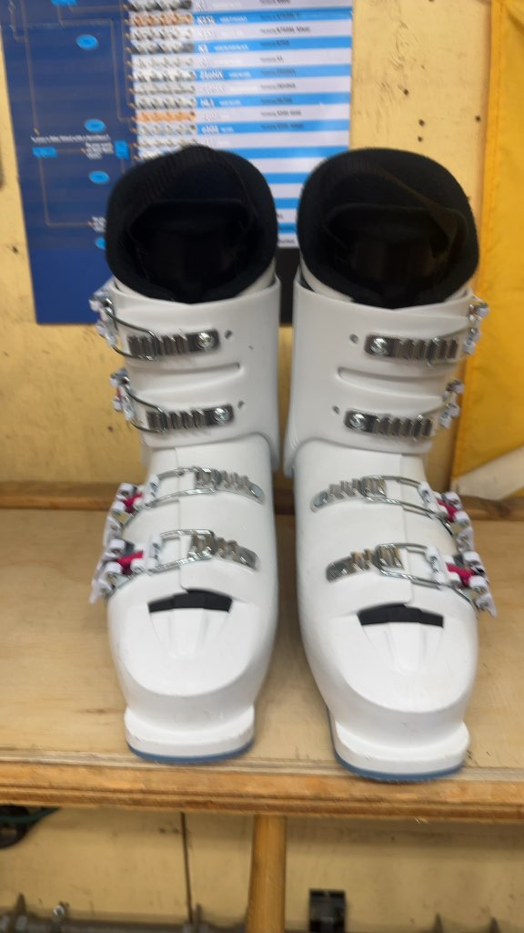 Atomic Ski Boots Hawx Jr 4 White Used Size 26.5