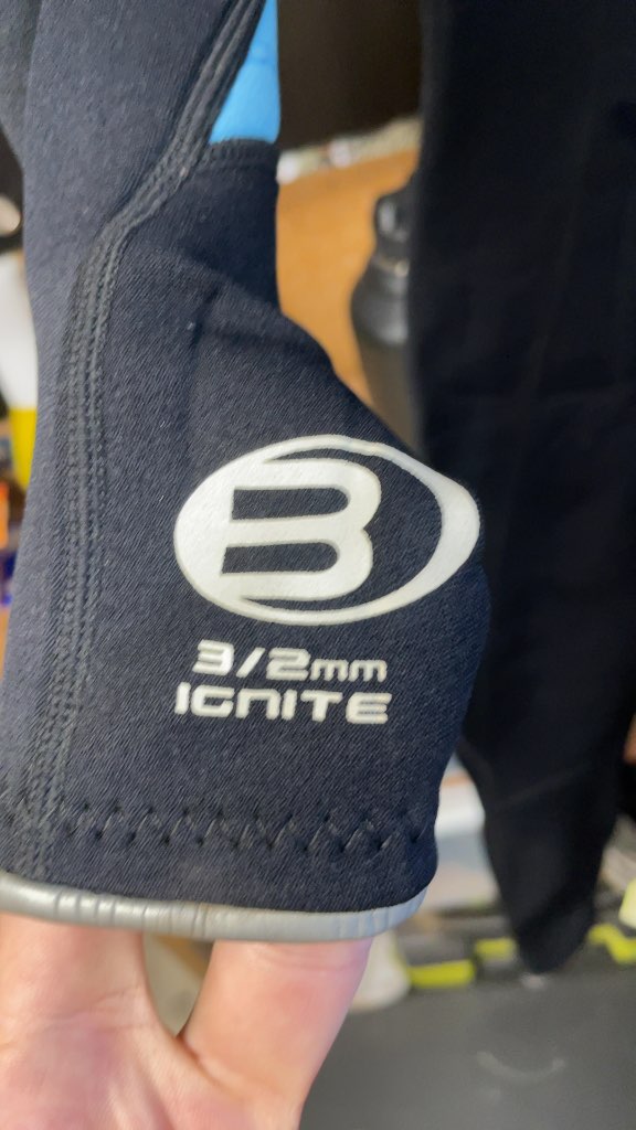 Bare Ignite 3/2mm Full Length Wetsuit - Ladies Size 8
