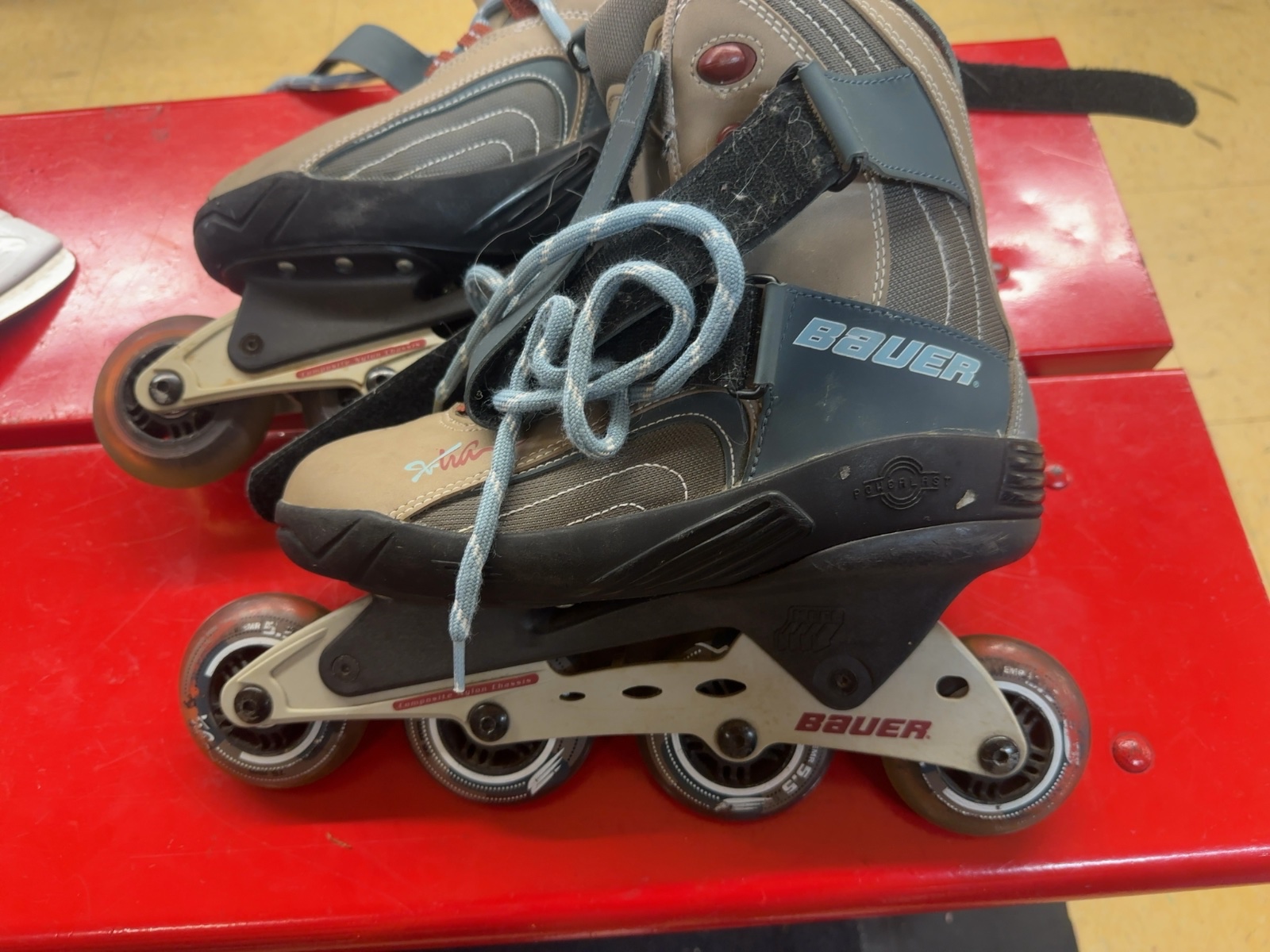Bauer Aria Inline Skates Size 8
