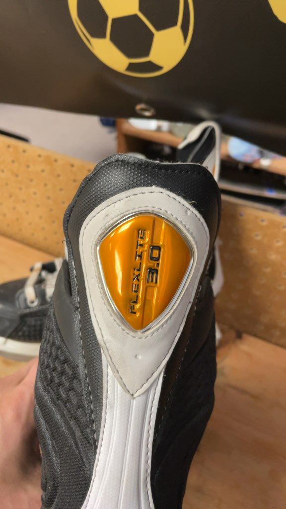 Bauer Flexlite 3.0 Hockey Skates