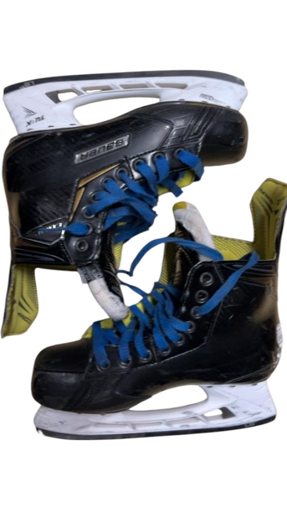 Bauer Hockey Skates Supreme Comp Used Size 6.5 - image 1