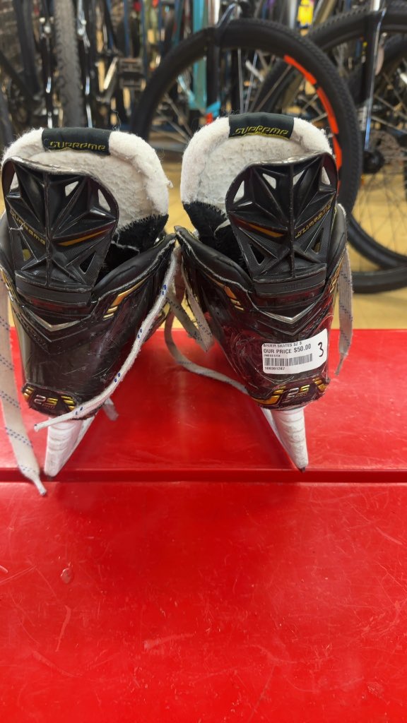 Bauer Hockey Skates Supreme S25 Used Size 3
