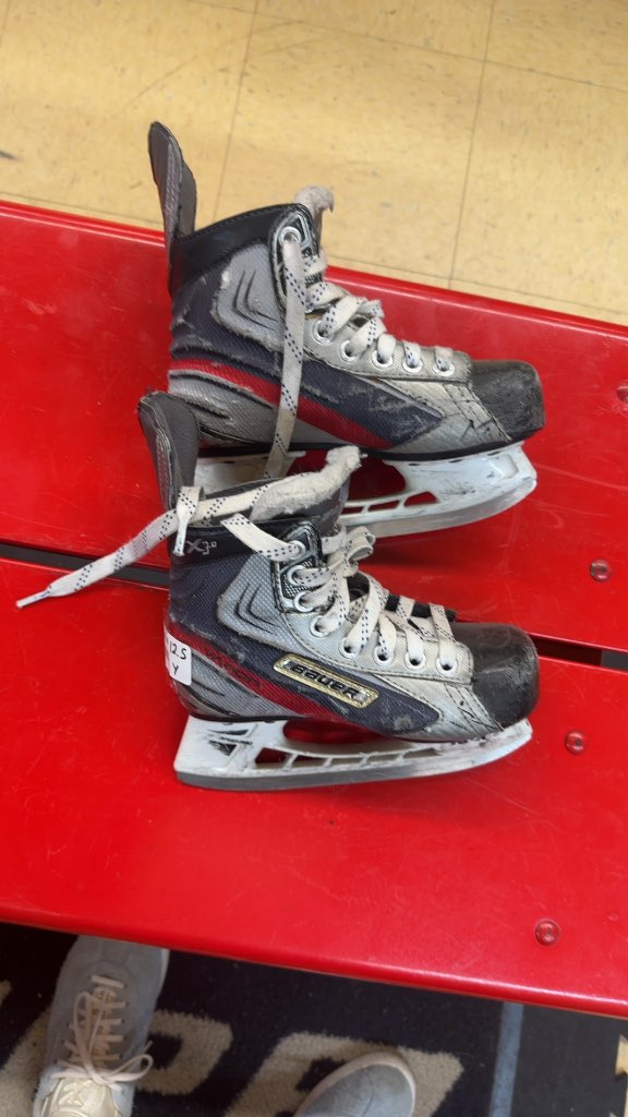 Bauer Hockey Skates Vapor X3.0 Used Youth Size 12.5Y