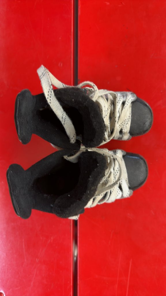 Bauer Ice Hockey Skates 22 Silver/Black Used Size 2