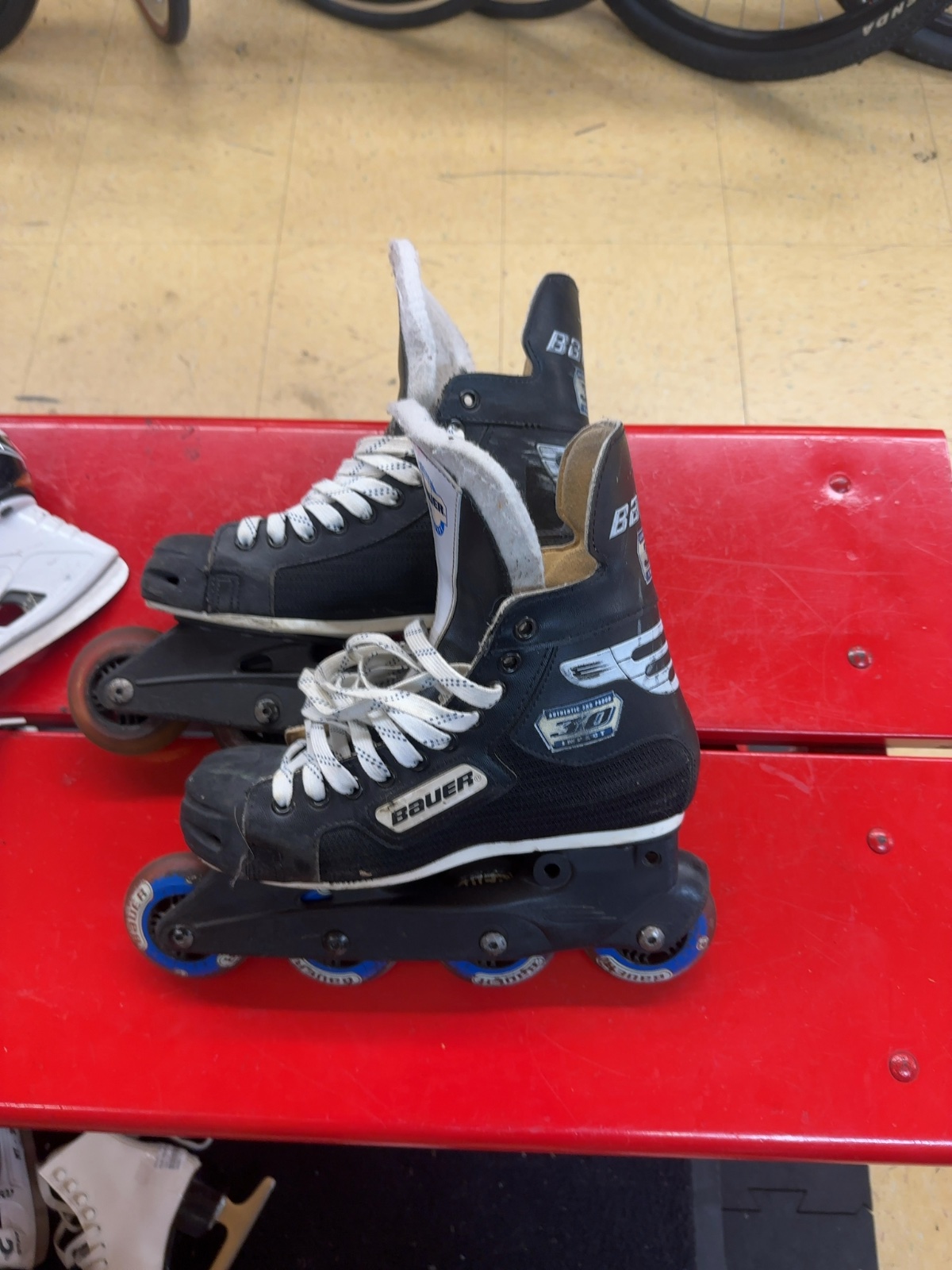 Bauer Impact 30 Inline Skates - Size 6