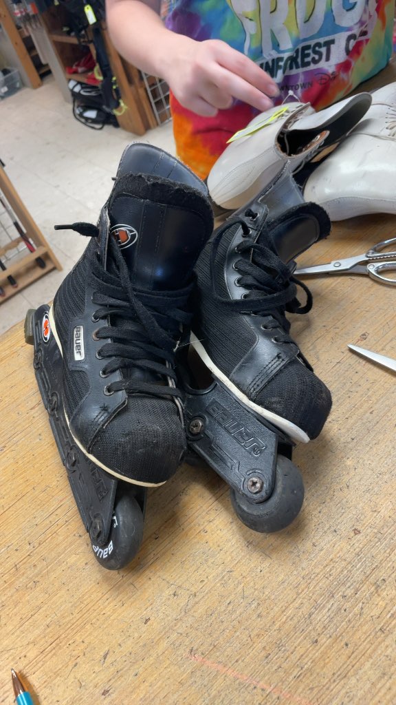 Bauer Inline Skates Size 5