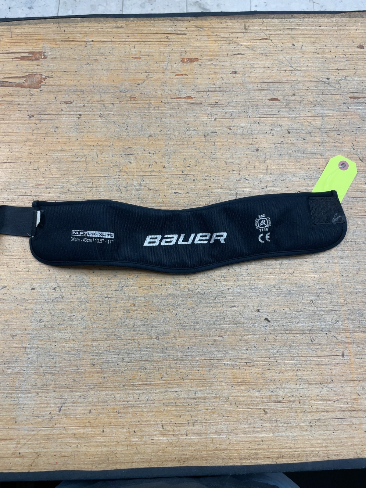 Bauer NLP7 Hockey Neck Guard - L/XL