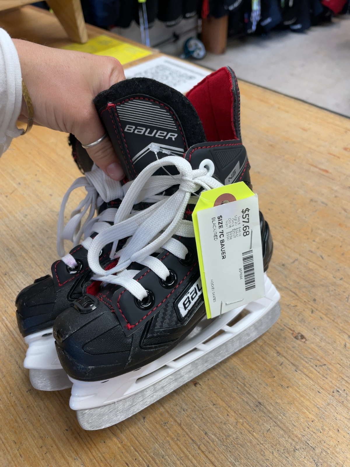 Bauer NS Hockey Skates - Size 7C