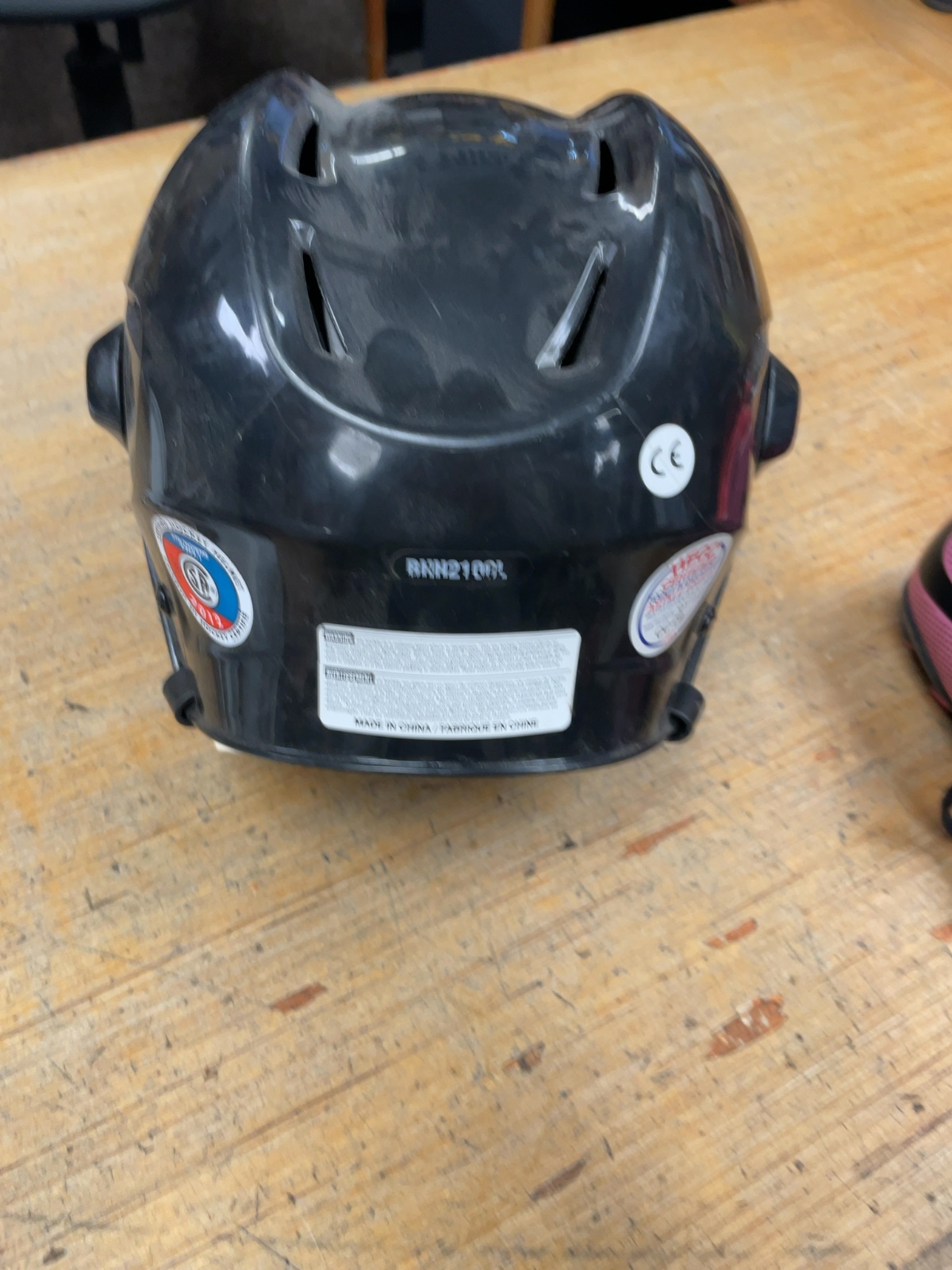 Bauer RNN2100L 56-61cm Skating Helmet Black