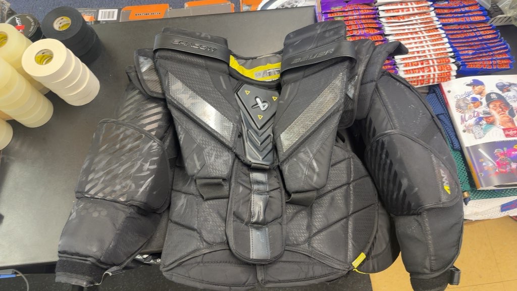 Bauer Shadow Goalie Chest Protector Senior Small Black