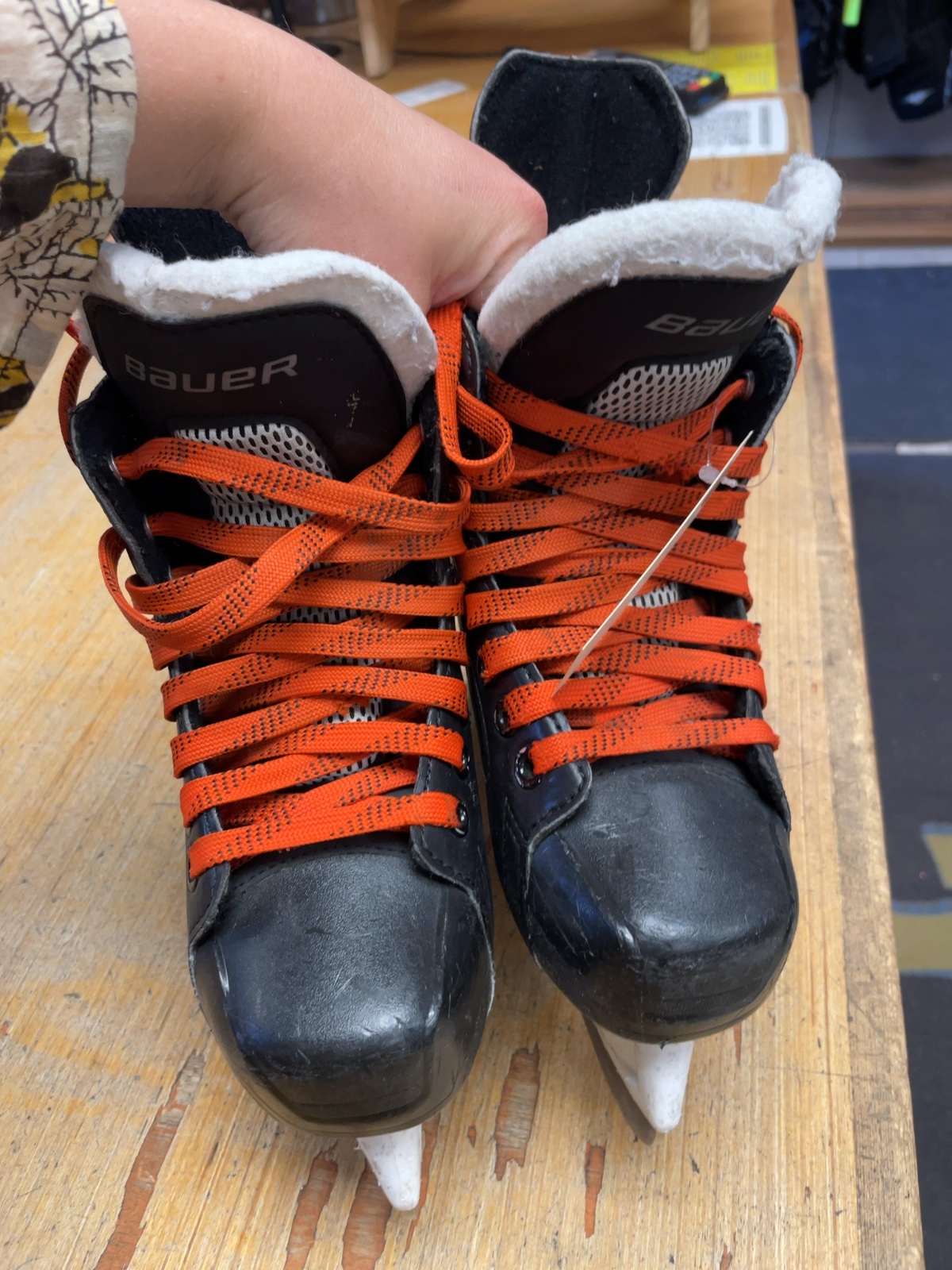 Bauer Supreme 150 Size 1.5D Hockey Skates