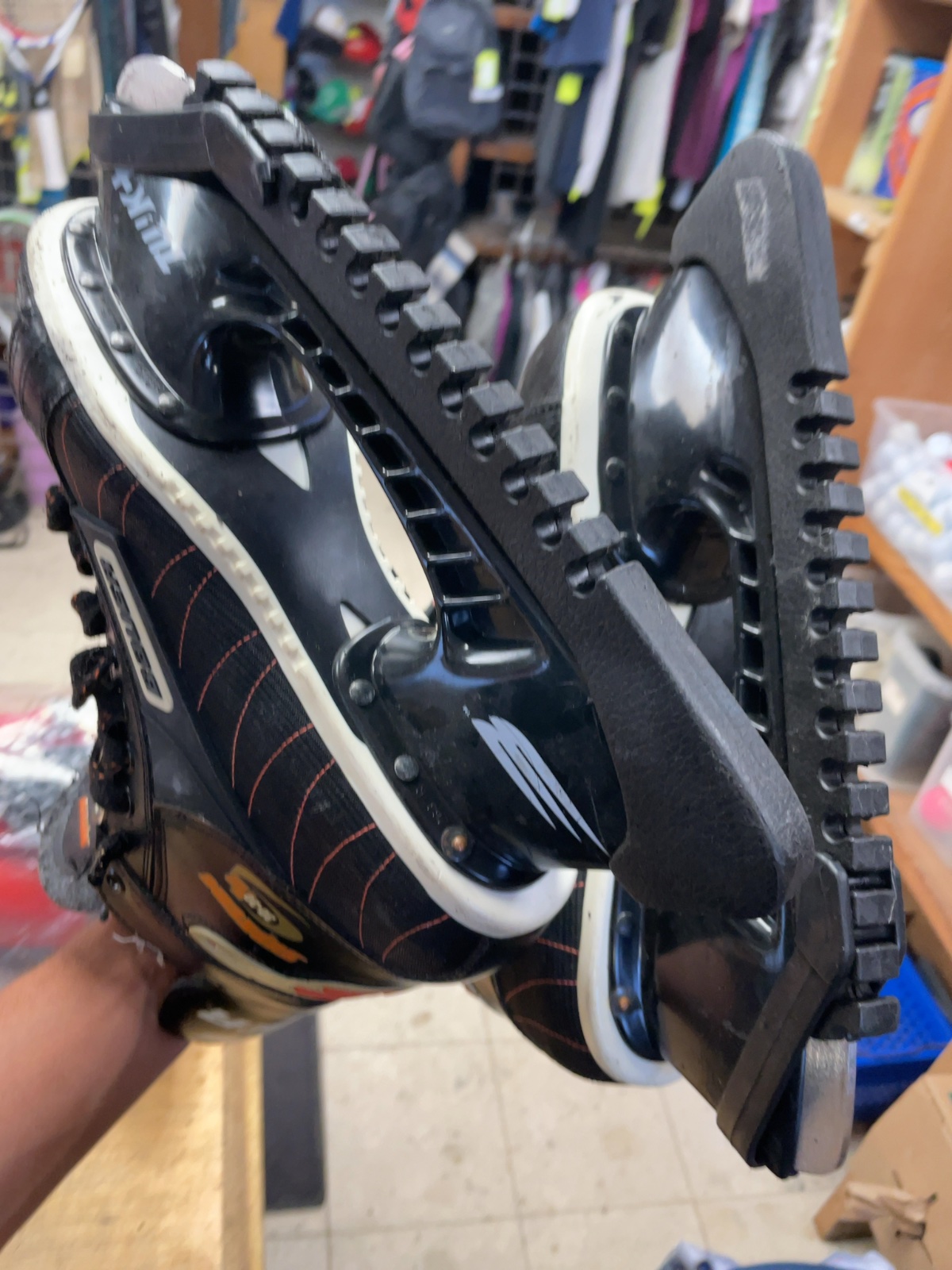 Bauer Supreme 30-30 Plus Size 7.5 Hockey Skates
