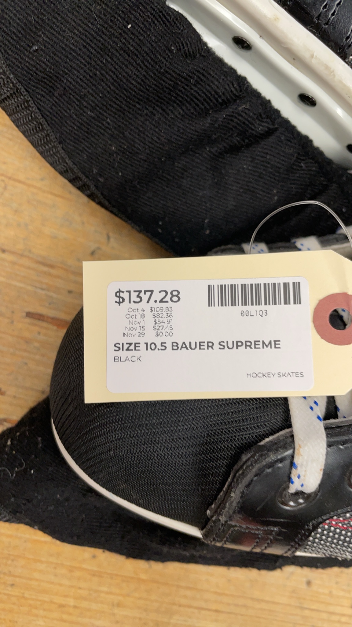 Bauer Supreme 3000 Size 10.5 Hockey Skates