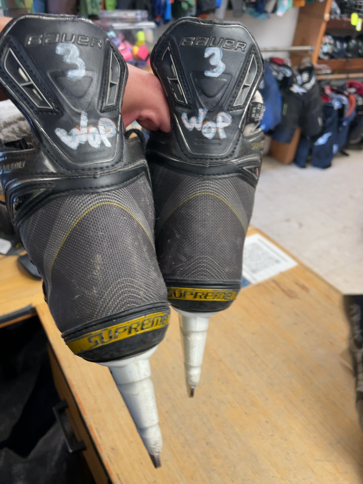 Bauer Supreme Comp Size 3 Hockey Skates
