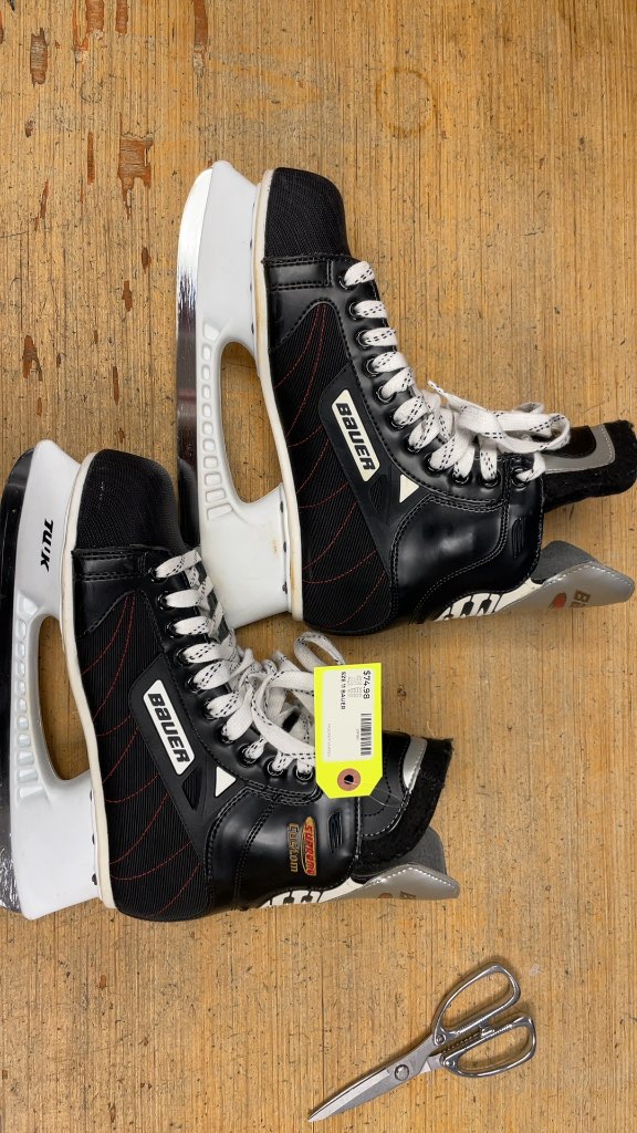 Bauer Supreme Custom Hockey Skates - Size 11