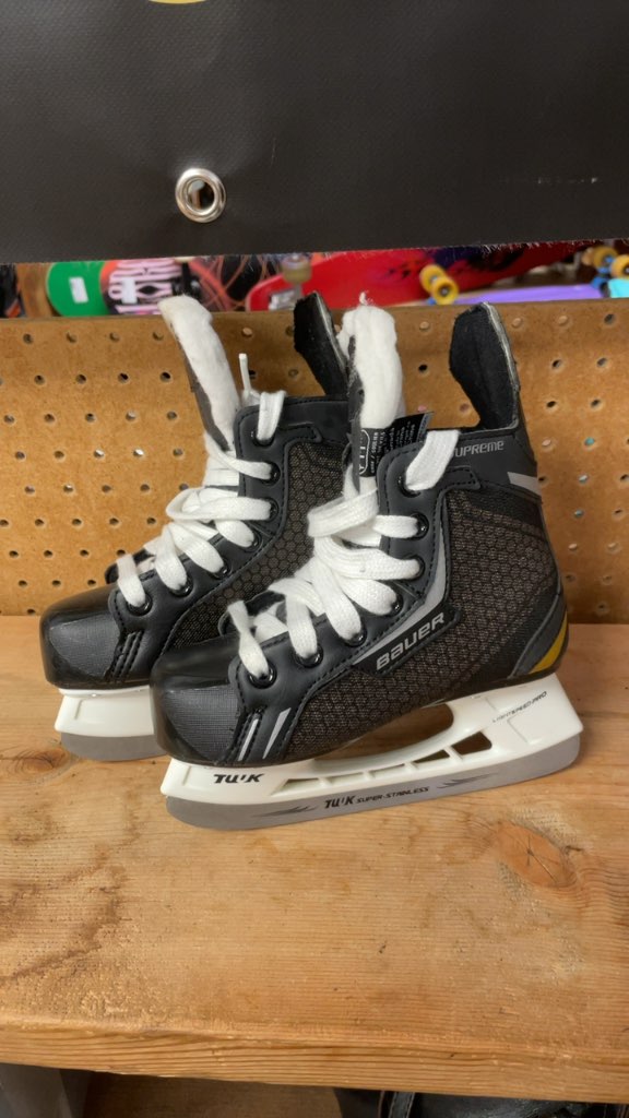 Bauer Supreme Hockey Skates Size 11C