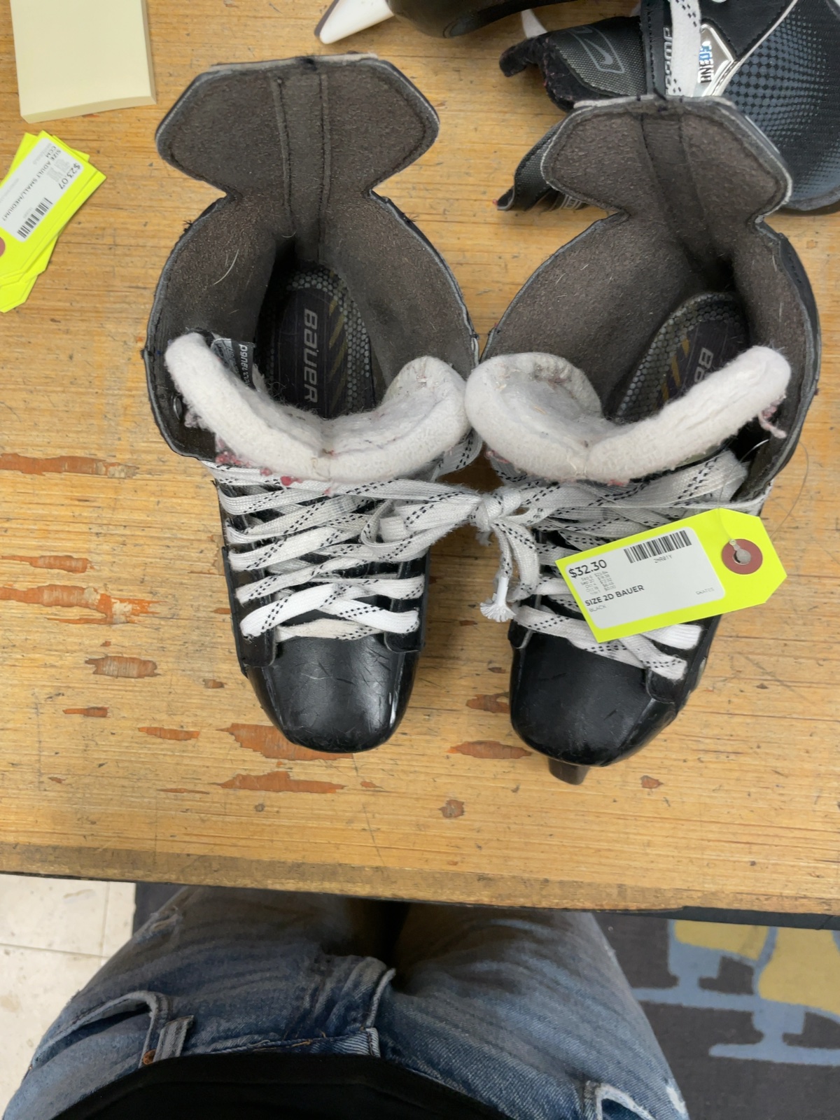 Bauer Supreme Hockey Skates - Size 2D