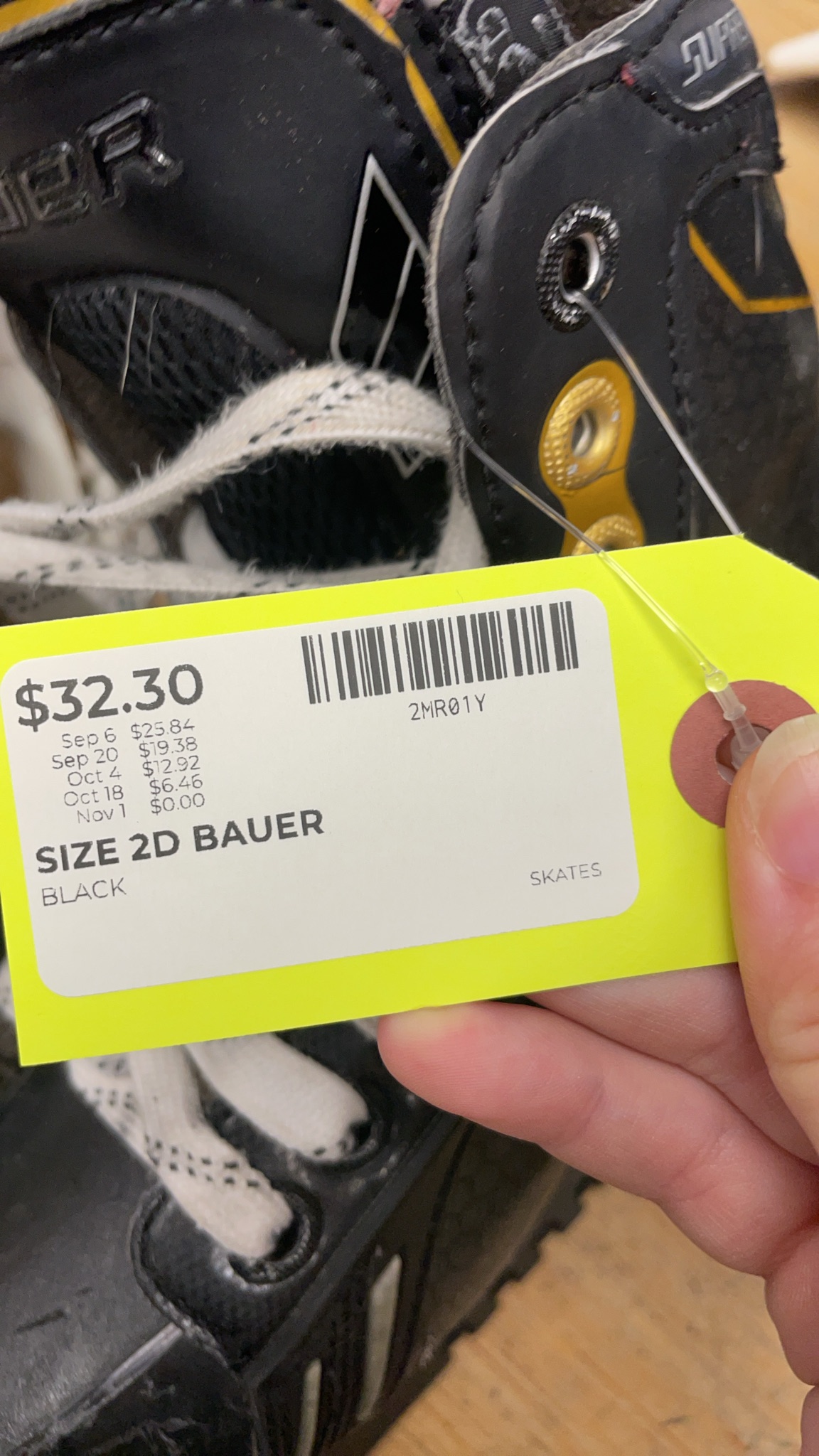 Bauer Supreme Hockey Skates - Size 2D