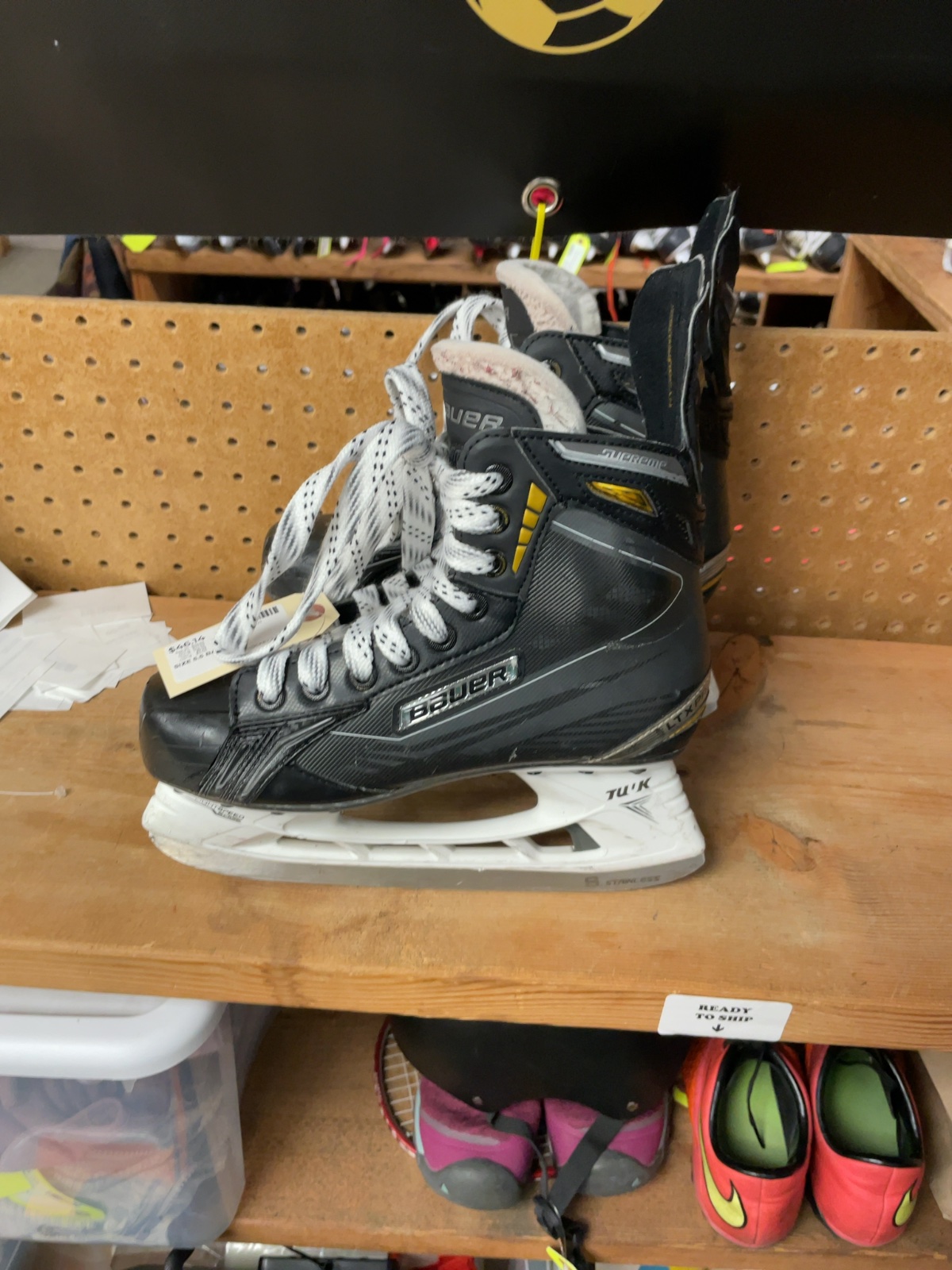 Bauer Supreme LTX Pro Size 5.5 Hockey Skates